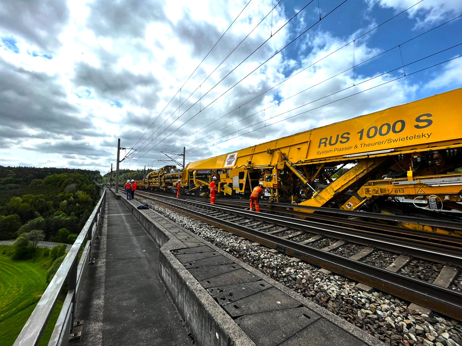 Internationale SWIETELSKY Bahnbau-Power: Kassel-Fulda in nur 9 Monaten komplettsaniert